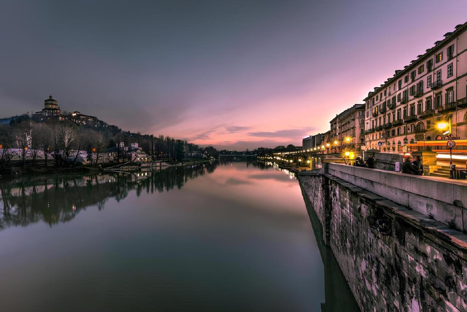 Loft Artistico Vicino A Mole Antonelliana E Fiume Po Apartment Turin Luaran gambar